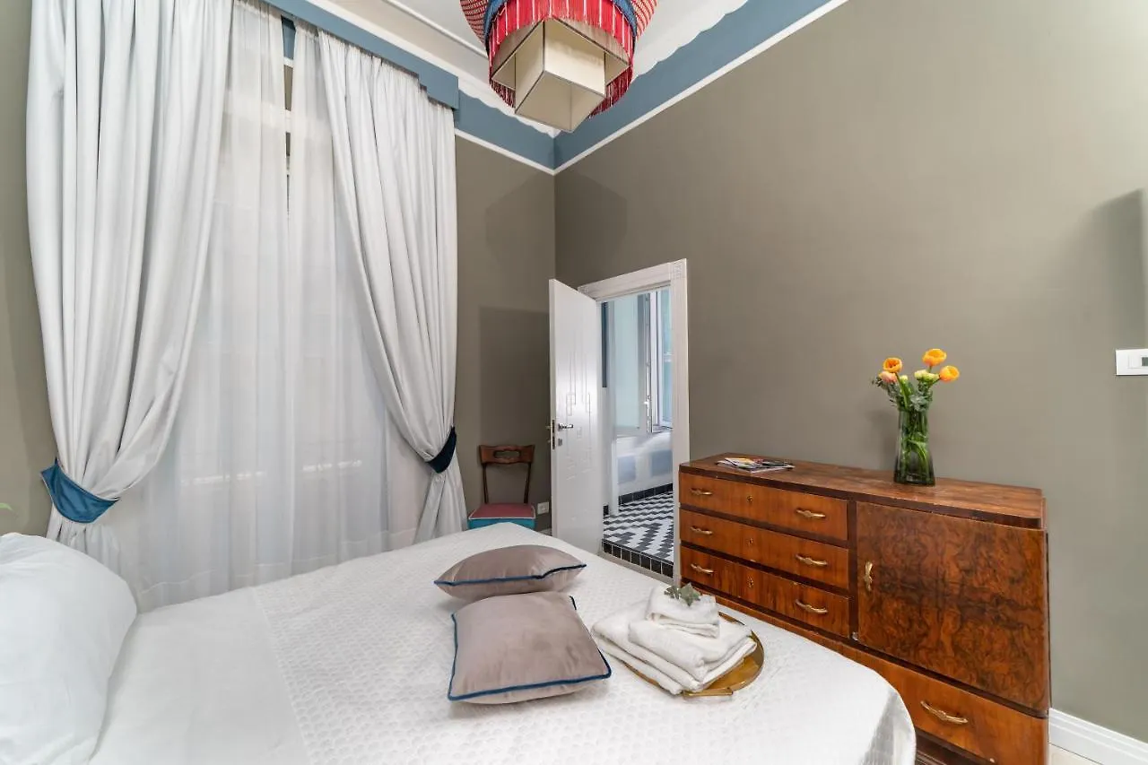 Il Fiore D'Oro Luxury Naples Guest house
