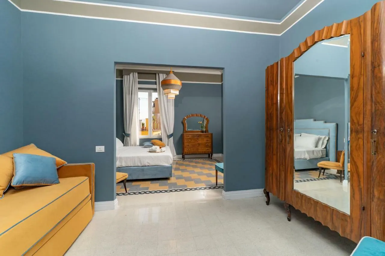 *** Guest house Il Fiore D'Oro Luxury Naples Italy