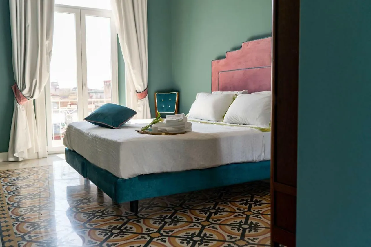 *** Guest house Il Fiore D'Oro Luxury Naples Italy