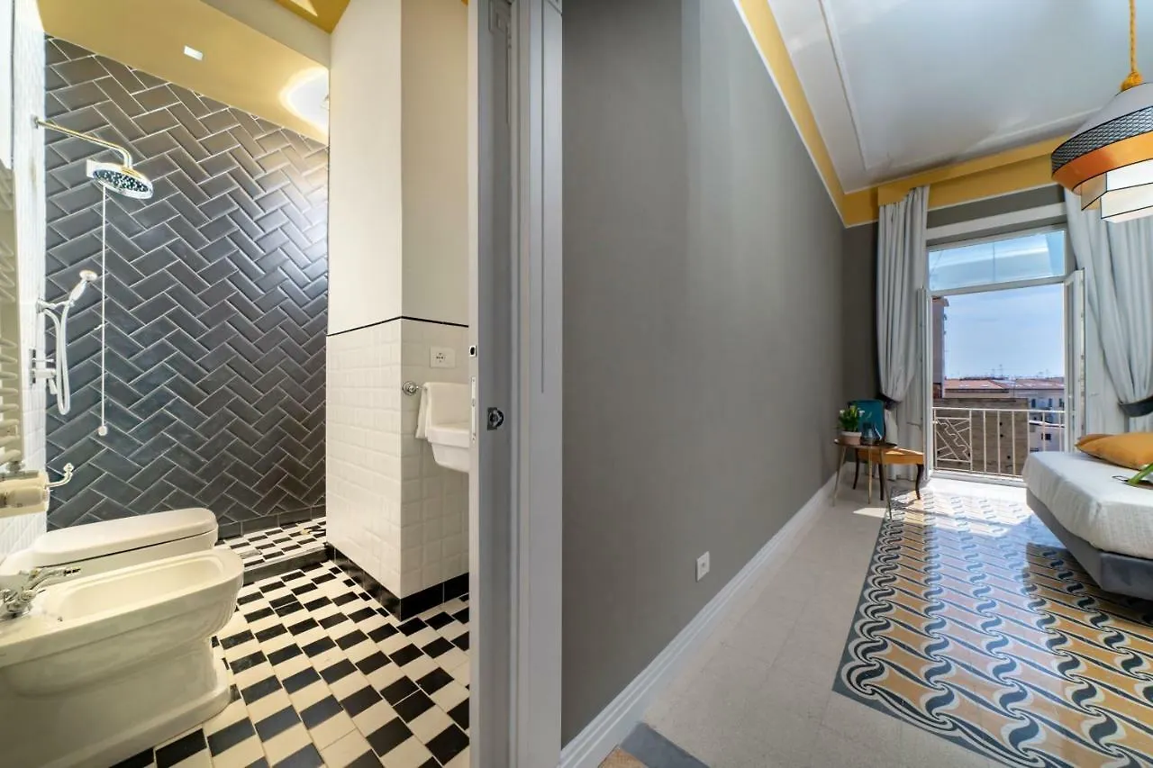 Il Fiore D'Oro Luxury Naples 3*,