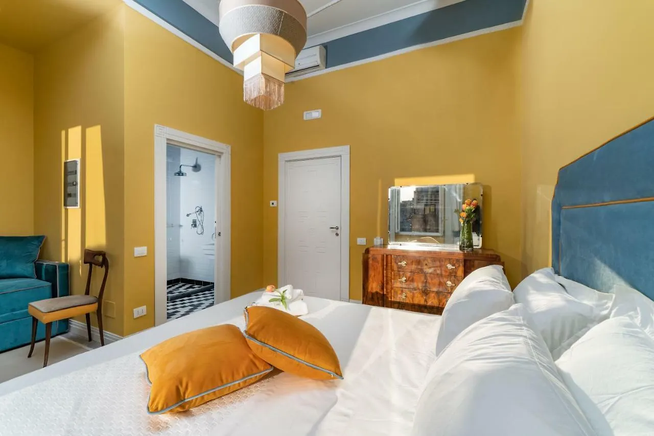 Il Fiore D'Oro Luxury Naples 3*,  Italy