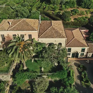  Agroturismo Antico Borgo Etneo Italia